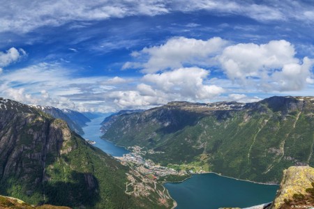 Odda Camping Fra Jordalsnuten