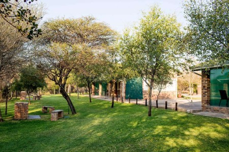 Riverview Kamers Buitenzijde Faciliteiten Woodlands Stopover Francistown