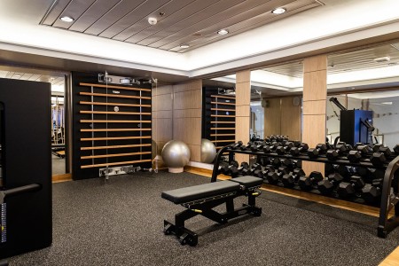 Roald Amundsen Gym Hurtigruten Oscar Farrera