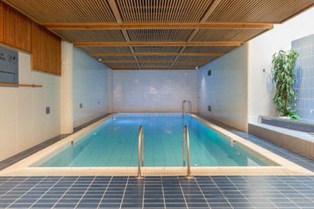 Scandic Atrium Pool 1