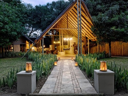 Simbavati River Lodge 07