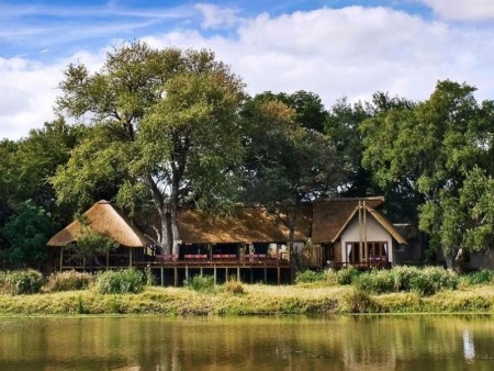 Simbavati River Lodge 11