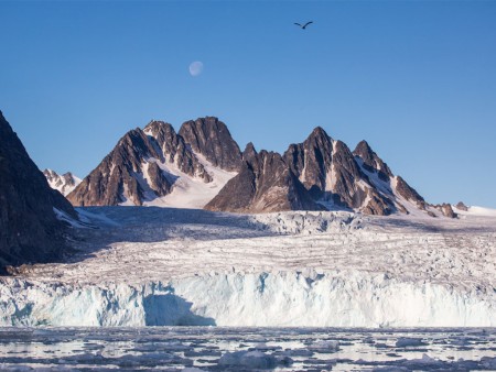 Spitsbergen Rond Monaco Gletsjer Hurtrigruten Merete Wiken Dees Copy