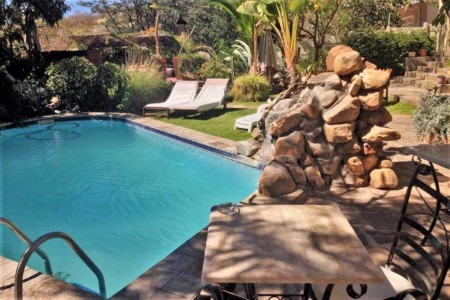 Terra Africa Guesthouse Windhoek Zwembad