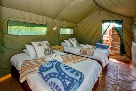 White Lady Lodge Uis Rustic Tent Slaapkamer