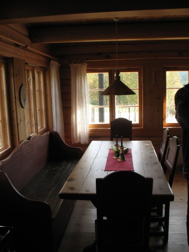Amperhaugen Eettafel