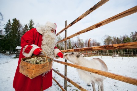 Auto Hotelrondreis Finland Noordkaap Noorwegen Ran Santa Claus Reindeer Finland 03 Riku Pihlanto Visit Finland%5B1%5D
