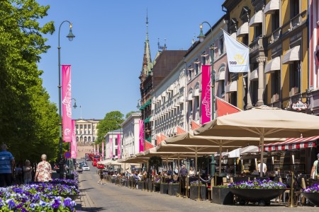 Auto Rondreis Bure Karl Johans Gate Visitoslo Didrick Stenersen