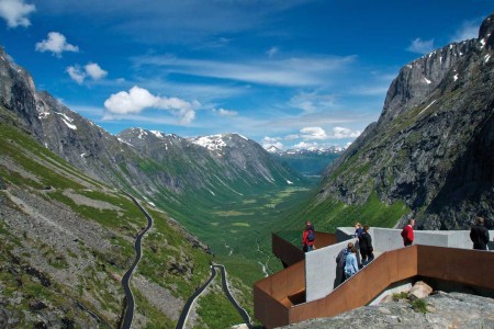 Auto Rondreis Noorwegen Donar Trollstigen Viewpoint Oyvind Heen Visitnorway