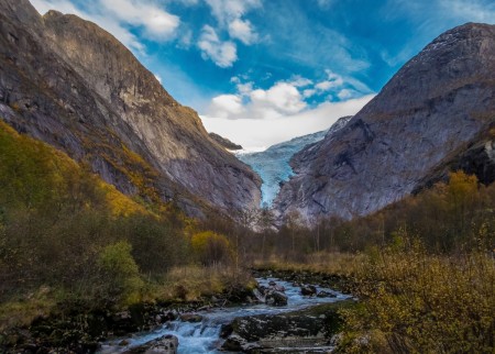 Autorondreis Balder Briksdal Glacier Bjarte