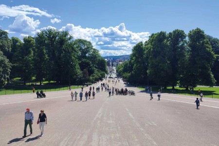 Cape Tracks Citytrip Asgar Oslo Karl Johans Gate Paleis Monique