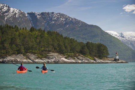 Culinaire Reis Borghild Kayaking On The Hardangerfjord Ch Visitnorway Com