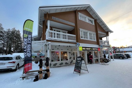 Esther Baas Levi Finland Skishop