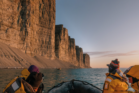 Expeditie Groenland Baffineiland En Canada SamEdmonds   First Person Prince Leopold Island Zodiac