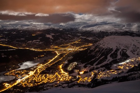 Flamsbaan Wilje Ov Reis Voss By Night From Langahorgi Tadas Dziautas VisitNorway Com