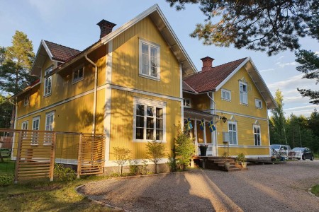 Hedenstugan Bed Breakfast