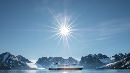 Ijsland Jan Mayen Spitsbergen Ms Spitsbergen Magdalenefjord Svalbard HGR Stefan Dall