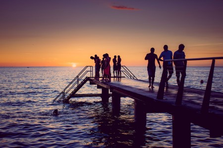 Kampeerautoreizen Meja Werner Nystrand Evening Swim