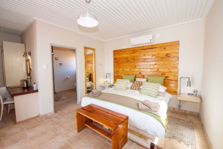 Kgalagadi Lifestyle Lodge Standard Chalets Cape