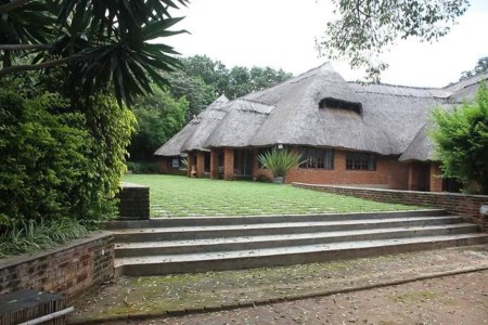 Kumbali Country Lodge Entrance