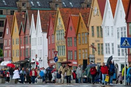 Kustweg 17 En Lofoten Rondreis Angurboda Bryggen The Old Wharf Of Bergen Oyvind Heen Visitnorway Com%5B1%5D Jpg