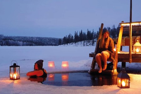 Kuusamo Isokenkaisten Klubi Ijs Zwemmen Cape