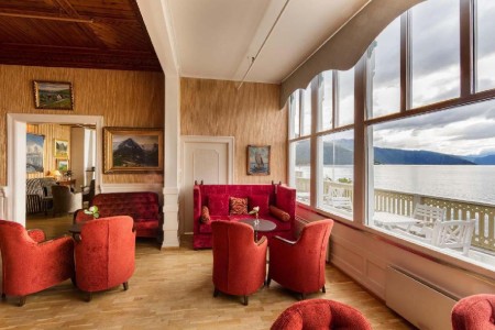Kviknes Hotel Lounge Cape