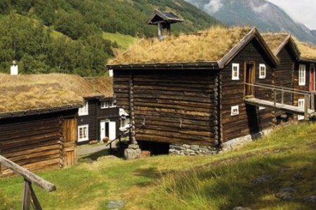 Lom Roisheim Hotell Og Skysstasjon Facade Cape