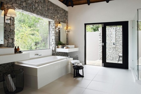 Londolozi Private Granite Suite Badkamer