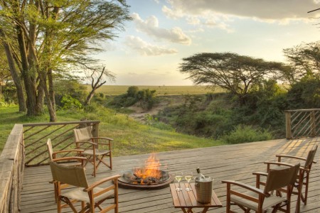 Masai Mara Terras Uitzicht Basecamp Explorer Kenya