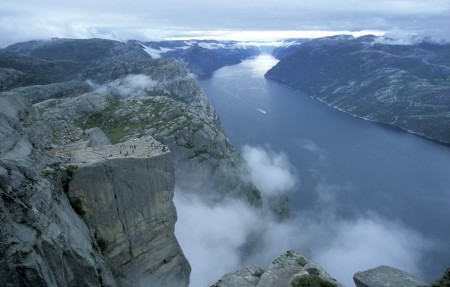 Motorreis Zuid Noorwegen Ragnarok Preikestolen In Stavanger Pulpit Rock Casper Tybjerg Visitnorway