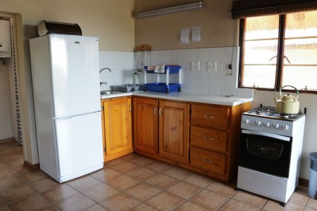 Mpila Hluhluwe Imfolozi 2 Bed Chalet Self Catering Kitchen