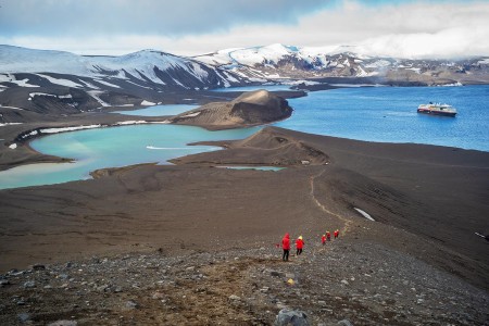 Ms Midnatsol Hurtigruten Deception Island Camille