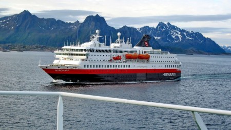 Ms Nordkapp Buhrer Urs Hurtigruten