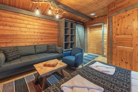 Muonio Harriniva Resort Wilderness Room Plus Woonkamer