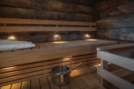 Nellim Wilderness Hotel Log Cabin Sauna