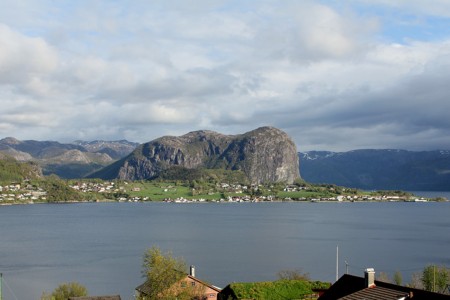 Oanes Lysefjord Hyttegrend