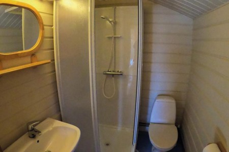 Offersoy Camping Hytte 8 Badkamer