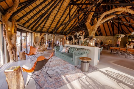 Okapuka Safari Lodge Windhoek Eetruimte