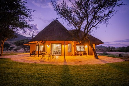 Okapuka Safari Lodge Windhoek Veranda