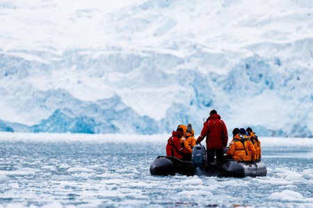 Quark Expeditions Arctisch Gebied Zodiac Cruise Nicky Souness