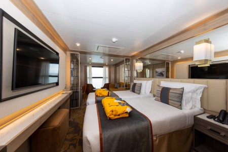 Quark Expeditions World Explorer Infinity Suite 3