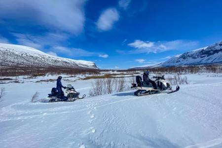 Sneeuwscootertocht Kiruna Guidetur 1