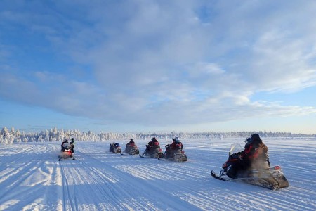 Sneeuwscootertocht Levi Lapland Safaris 3