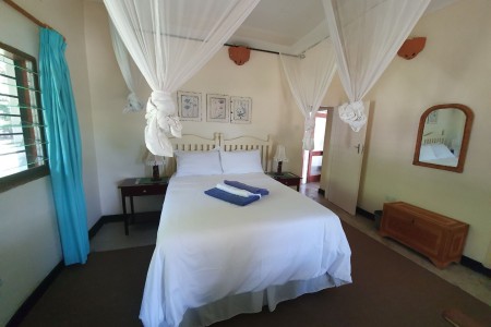 The Lake House Cape Maclear Bedroom 1 Slaapkamer