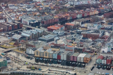 Treintrip Bergen Oslo Trondheim Bragi Trondheim Iconic Norway Berge Knoff Natural Light Visitnorway