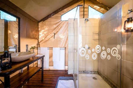 Umkumbe Bush Lodge Sabi Sands Standaard Tent Badkamer