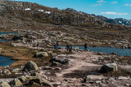 Wandelreis Frigg Hike To Trolltunga Simon Sjokvist Visit Hardangerfjord 2
