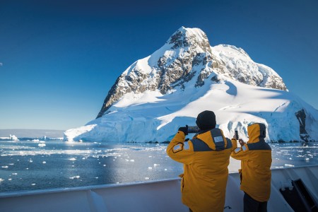 Zuid Georgie Antarctica Pinguin Safari Quark Expeditions   Lemaire Channel Antarctica   Credit Acacia Johnson